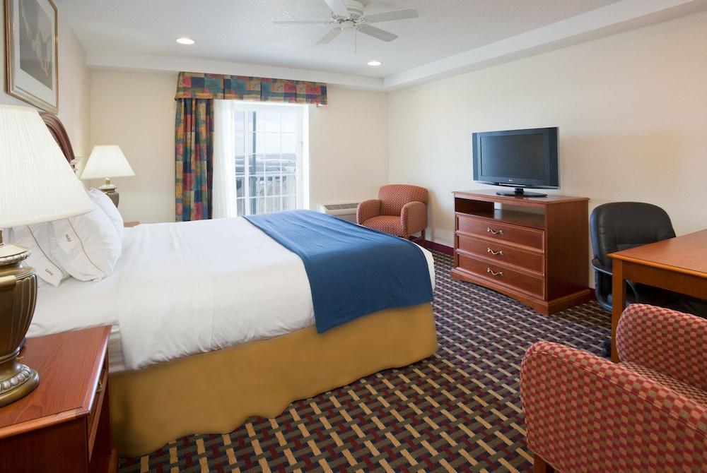 Holiday Inn Express Hotel & Suites Petoskey By Ihg Zewnętrze zdjęcie