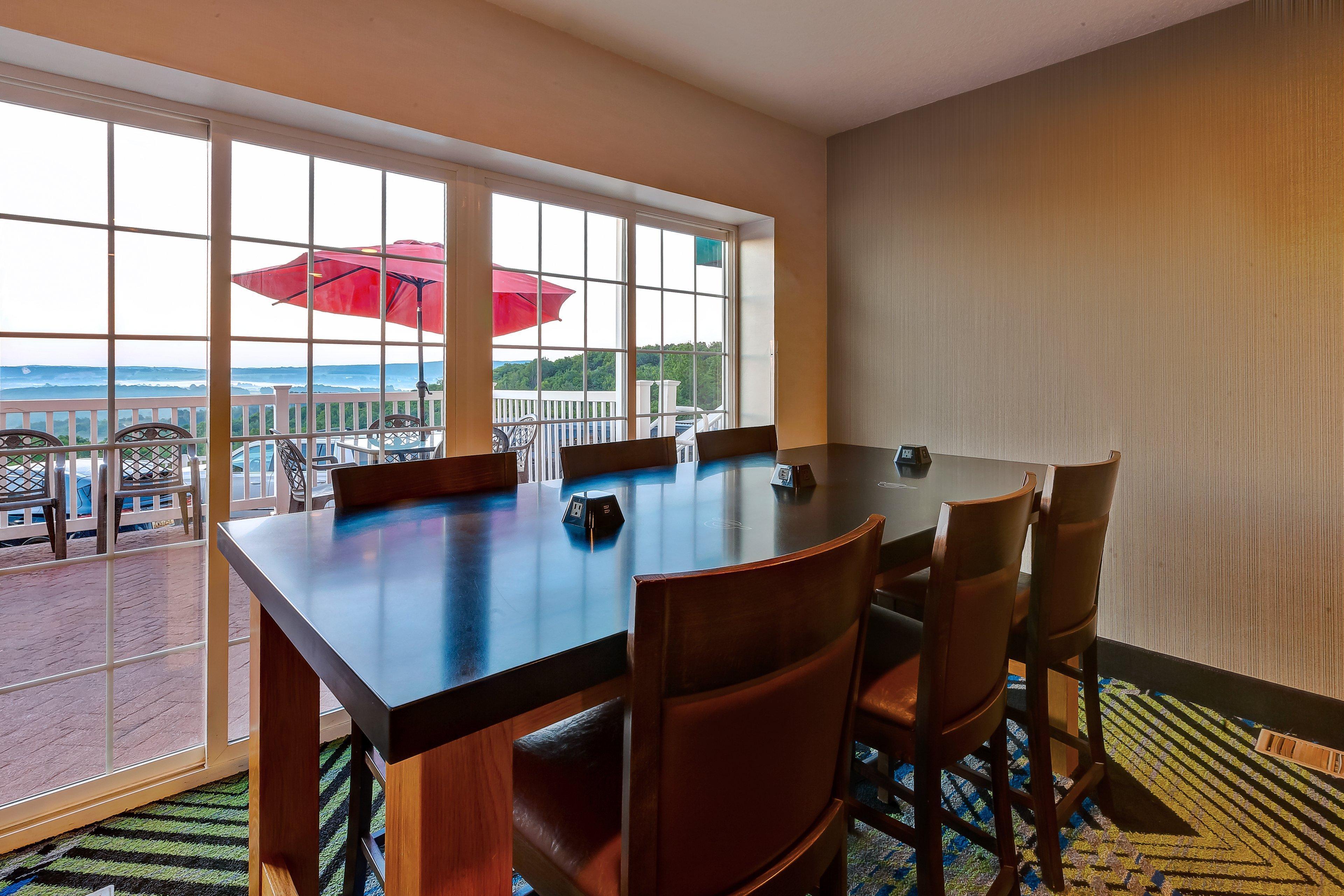 Holiday Inn Express Hotel & Suites Petoskey By Ihg Zewnętrze zdjęcie