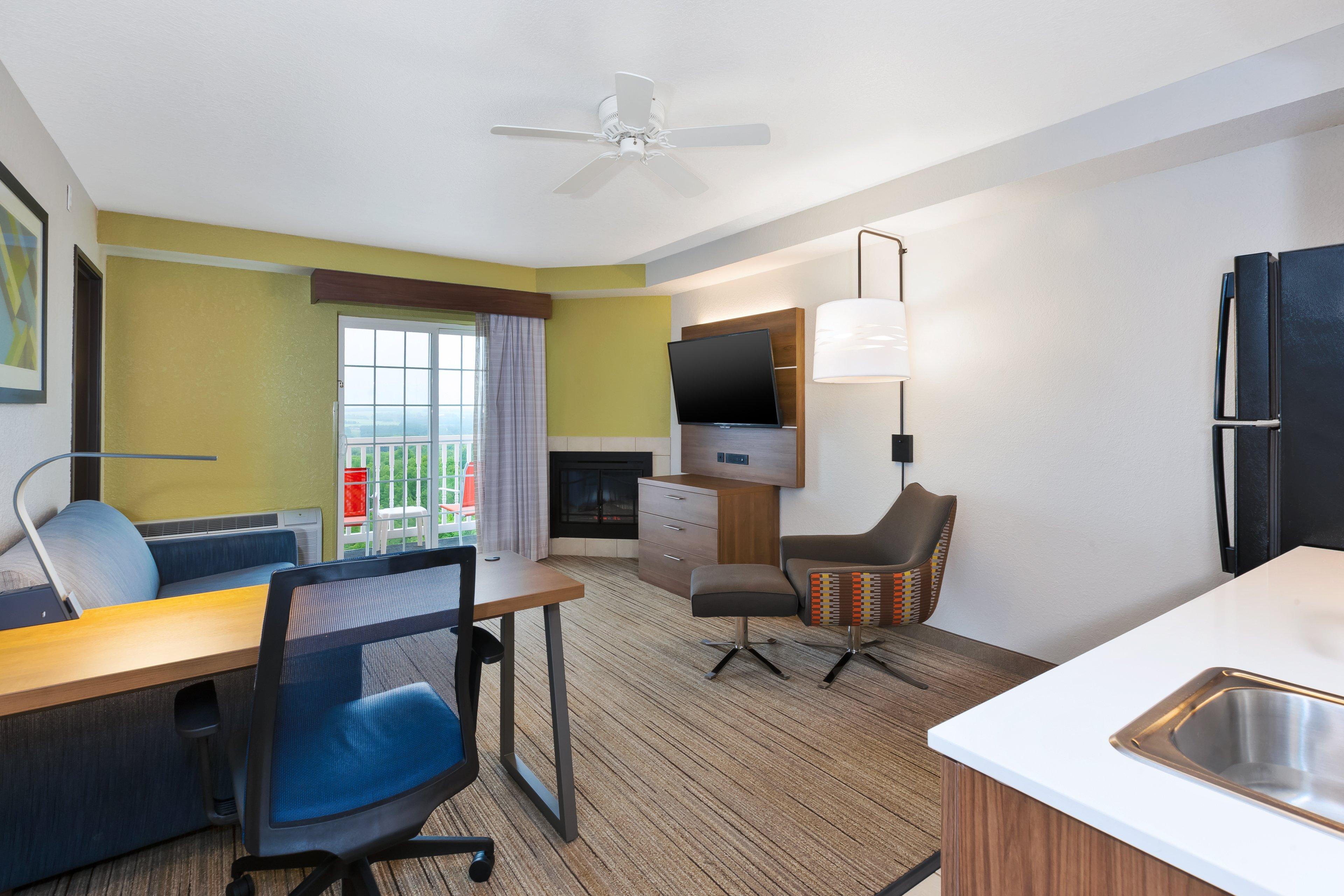Holiday Inn Express Hotel & Suites Petoskey By Ihg Zewnętrze zdjęcie
