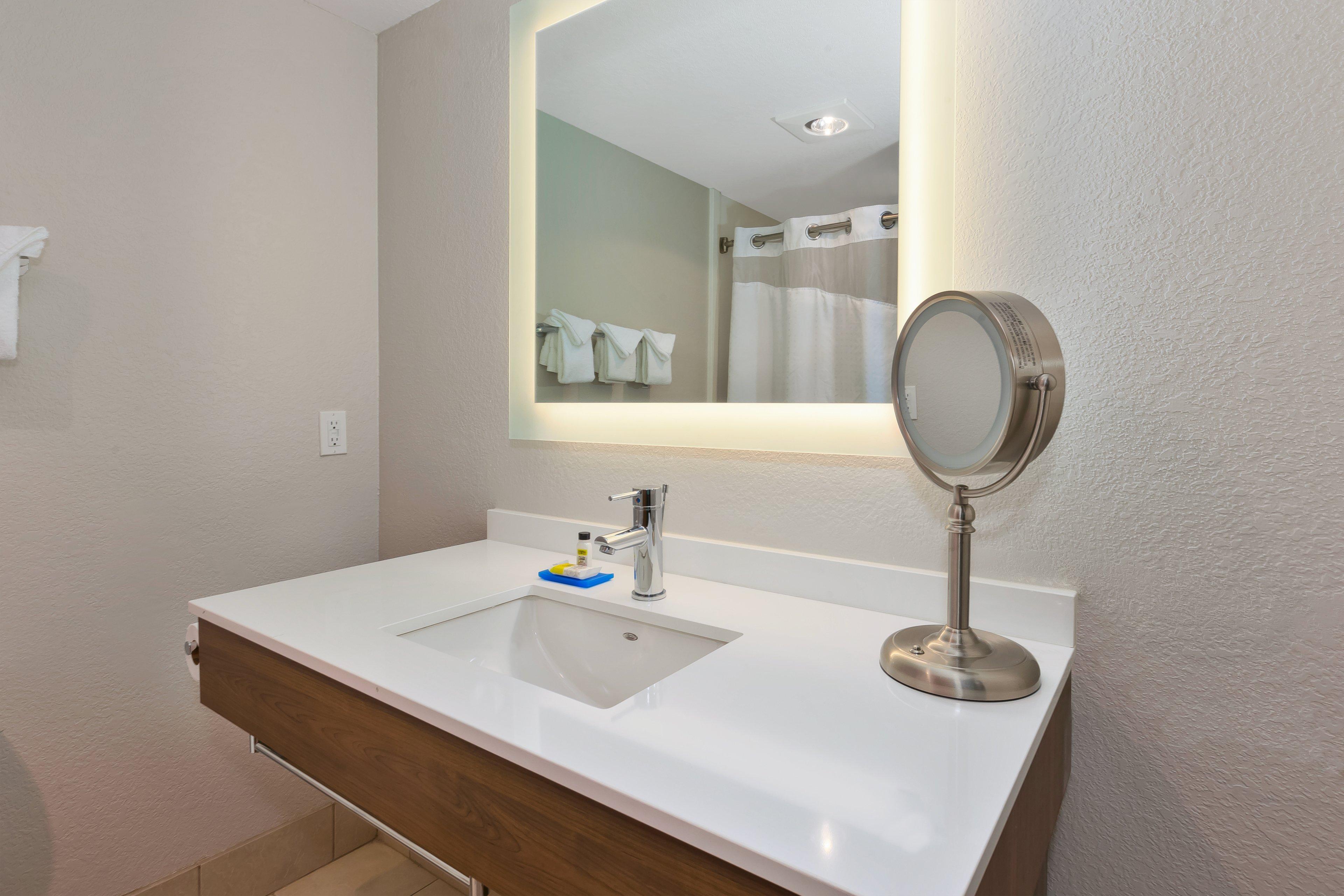 Holiday Inn Express Hotel & Suites Petoskey By Ihg Zewnętrze zdjęcie